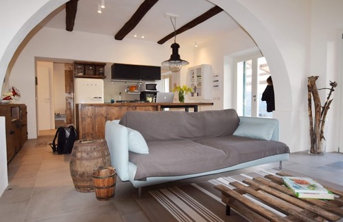 Marciana Apartment | Elegant apartment with panoramic views