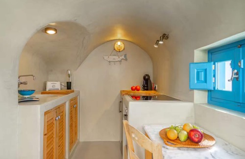 Pyrgos House | Elicriso Villa