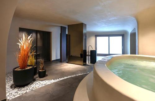 Megalochori Hotel | Enarma Suites & Spa Wellness Retreat