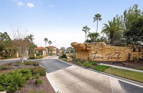Kissimmee Villa | Escape To A 4Br, 3Ba Villa WithRecreation Room 199 Villa