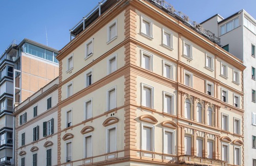 Viareggio Apartment | Exclusive waterfront apartment in Viareggio