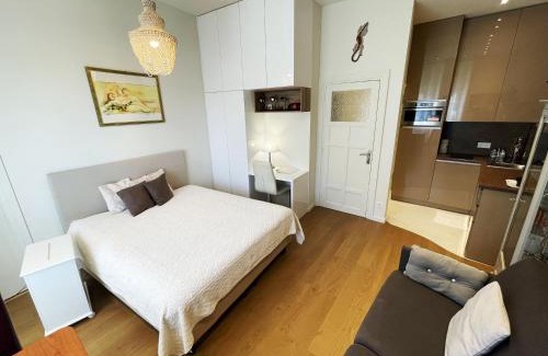 Eze Apartment | Ezevacances Studio Capuccino vue mer 5 mn plage 7 mn gare Wifi