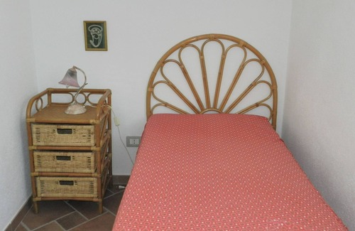 Patresi House | Family-friendly apartment in a rural idyll - Apartment Il Mandorlo