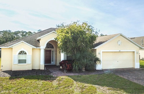 Tuscan Ridge Villa | Family friendly Tuscan haven Retreat