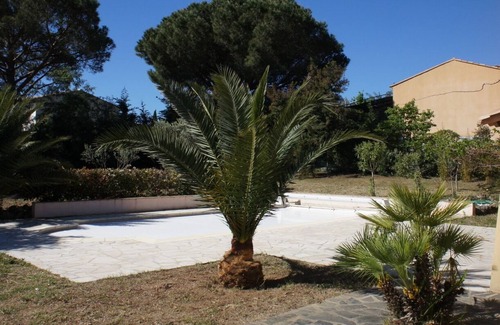 La Croix-Valmer House | Family home with private pool, fenced garden, 500 meters from the beach.