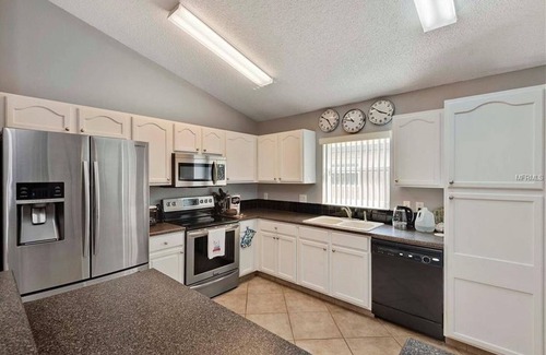 West Kissimmee House | Free Pool Heat, 5/4 Minutes from Disney!