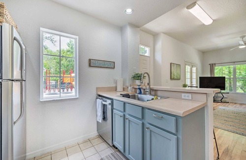 Venetian Bay Villages House | Freshly Renovated 4 Bedroom In Quiet Venetian Bay Next to Nature Reserve