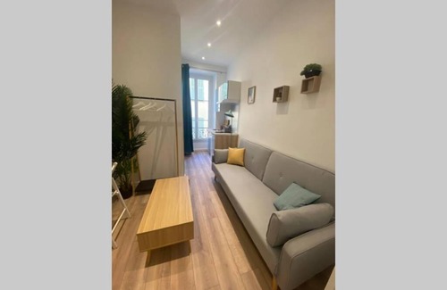 Vernier Apartment | Fully renovated studio near the train station