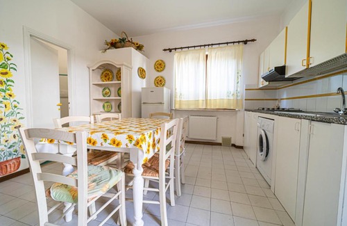 Marina di Campo Apartment | Girasoli con posto auto a 150 mt dalla spiaggia