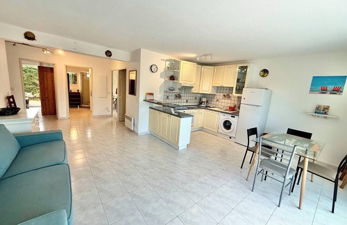 Golfe Juan Apartment | Golfe-Juan – 4 People – Garden & Garage