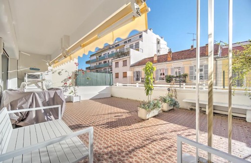 Cannes City Centre Apartment | GRAND 2 PIECES TERRASSE A 2 MINUTES DES PLAGES