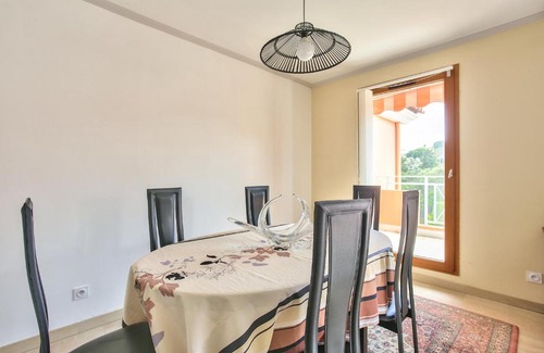 Mandelieu-La-Napoule Apartment | Grand T3 résidence de standing - piscine & tennis