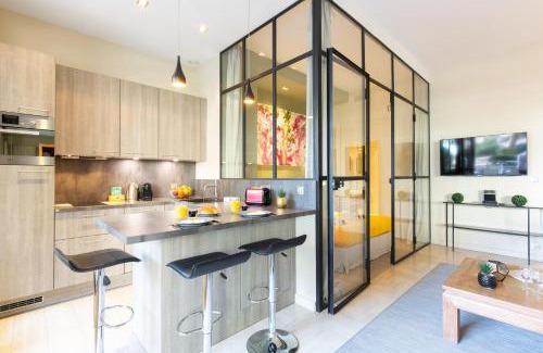 Cannes City Centre Apartment | Gray d'Albion YourHostHelper