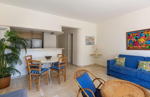 Pointe Croisette Apartment | GuestReady - Fantastic Studio with Balcony La Croisette