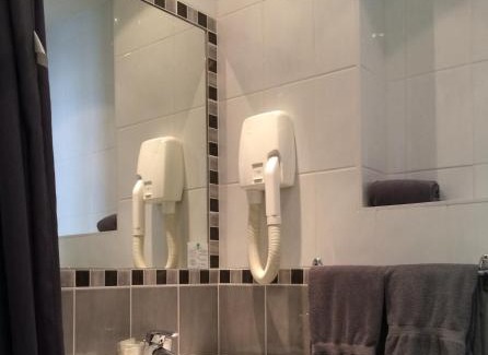 Jean-Medecin Hotel | H33 Hôtel