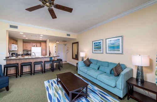 Reunion Condo | Heritage Crossing Retreat | 3 bed, 2 bath | Stunning Views | 2 balconies