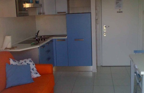 Poveromo Apartment | Holiday apartment mit Klimaanlage und Außenpool
