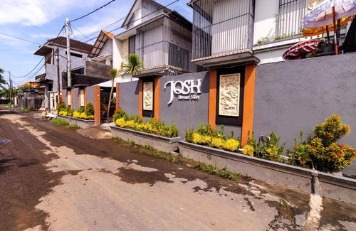 Tukad Mungga Hostel | Hostel ∙ 8 guests