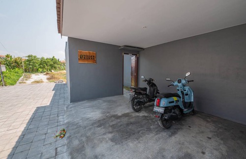 Batu Bolong Hostel | Hostel ∙ 8 guests