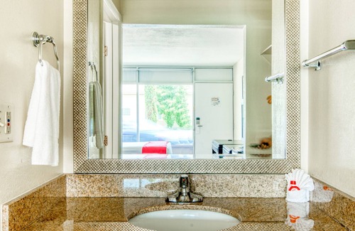 Sky Lake Hotel | Hotel Bel-Air Orlando