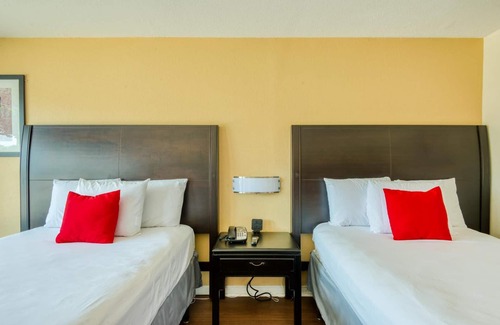 Sky Lake Hotel | Hotel Bel-Air Orlando
