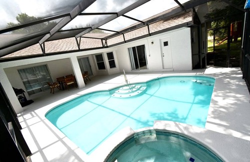 Greater Groves House | House ∙ 5 bedrooms ∙ 12 guests