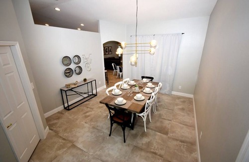 Greater Groves House | House ∙ 5 bedrooms ∙ 12 guests