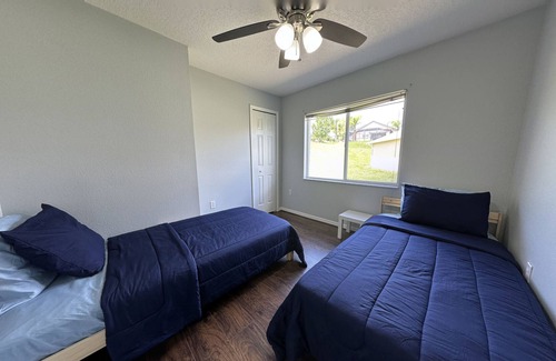 Hillcrest Estates House | HUGE POOL/LANAI HOUSE-NEAR DISNEY WORLD/THEME PARKS/LAKE/GOLF/SHOPS/WATER PARKS!
