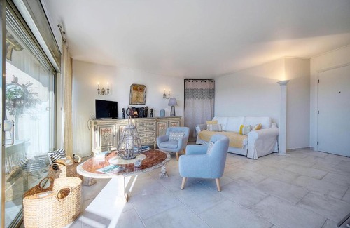 Cannes La Bocca Apartment | IMMOGROOM - Panoramic sea view - Terrace - 1 min from the beach - Parking