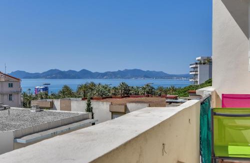 Cannes Apartment | IMMOGROOM - Sea View - Balcony - 5 min from the beach - AC - Wifi