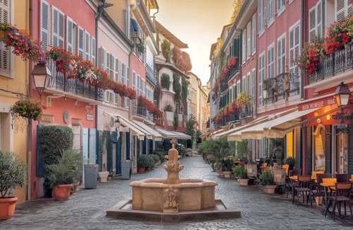 Carabacel Apartment | In the heart of Old Town, the most touristy and picturesque district of the city