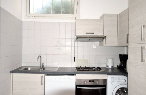 Menton House | INDEPENDENT HOUSE GROUND FLOOR AND TOWN CENTER, NEAR THE BEACH - PARKING