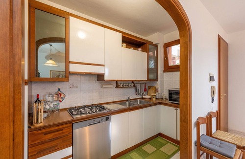 Castiglioncello House | Holiday Home 'Villetta A Castiglioncello' with Private Terrace, Wi-Fi and Air Conditioning