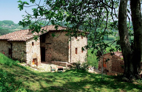 Pescaglia House | House ∙ 5 bedrooms ∙ 10 guests
