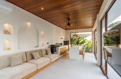 Sanur Kauh Villa | J4 Villas Sanur One-Bedroom Villa with Private Pool 2