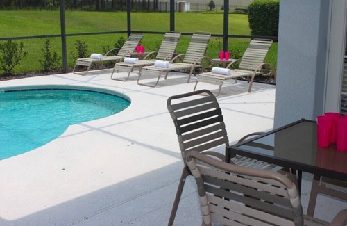 Florida Pines Villa | Jacky's floridian retreat 4 bed/10 guests - Calabay Parc