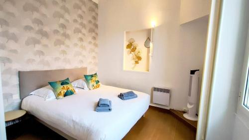 Prado - Republique Apartment | KOSY Spa, Les Princes