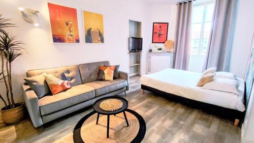 Prado - Republique Apartment | KosyKasa SPA