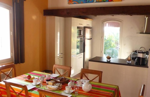 La Croix-Valmer Villa | La Croix-valmer: Calm and Relaxation in Lush Greenery, sea View