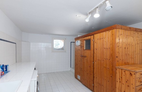 Prado - Republique Villa | La Gloriette d'Azur, swimming pool and sauna with sea view