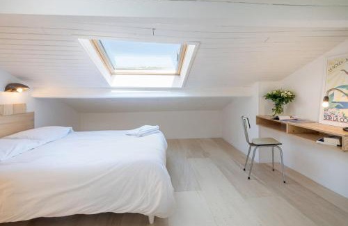 Quartier du Port House | La Mansarde du Port FAMILLY HOME