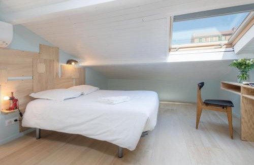 Quartier du Port House | La Mansarde du Port FAMILLY HOME