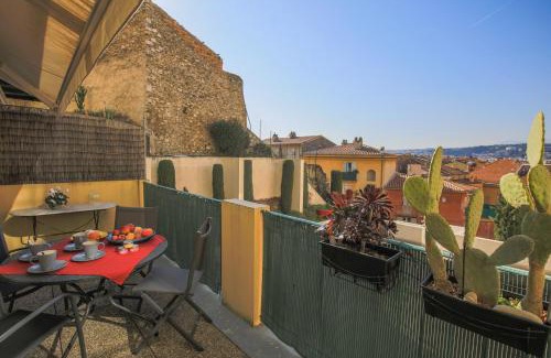 Old Town Apartment | La Providence Nice