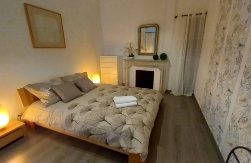 Antibes Old Town Apartment | Large 2 BR Chic & Authentic 1 yard From The Beach