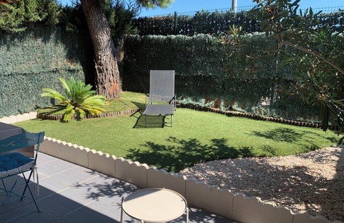 Cagnes-sur-Mer Apartment | Large 3 p with garden 1km from the beach. Ideal for families/WIFI internet.