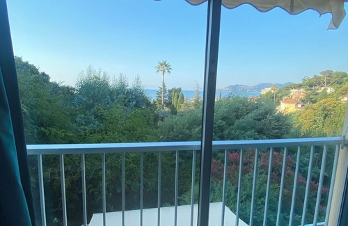 Cannes La Bocca Apartment | LARGE APARTMENT WITH SEA VIEW. Nice pool, elevator, terrace.proximity 🏖️