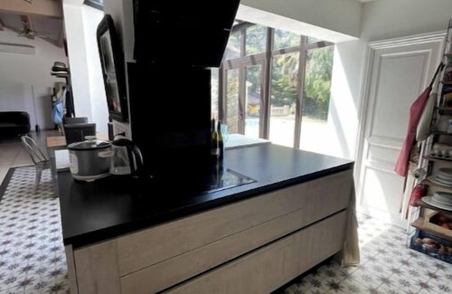 La Gaude House | Large villa with swimming pool - quiet - close to the sea - superbly equipped - 8 people
