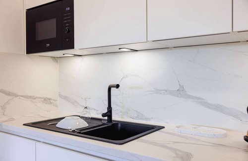 Tourrettes-sur-Loup Apartment | Le Bonheur au Soleil – Heart of Tourrettes-sur-Loup