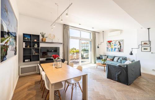 Prado - Republique Apartment | LE BOREAL penthouse avec terrasse et vue panoramique spectaculaire sur la ville