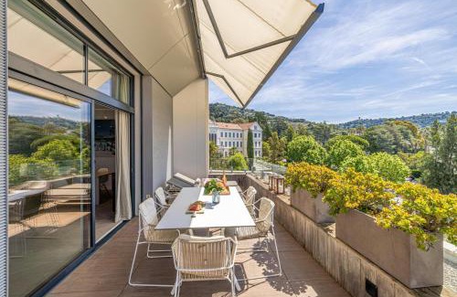 Prado - Republique Apartment | LE BOREAL penthouse avec terrasse et vue panoramique spectaculaire sur la ville